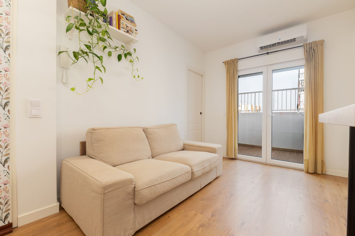 2 Bed Apartment for sale in Las Lagunas Costa Del Sol, Málaga, Spain