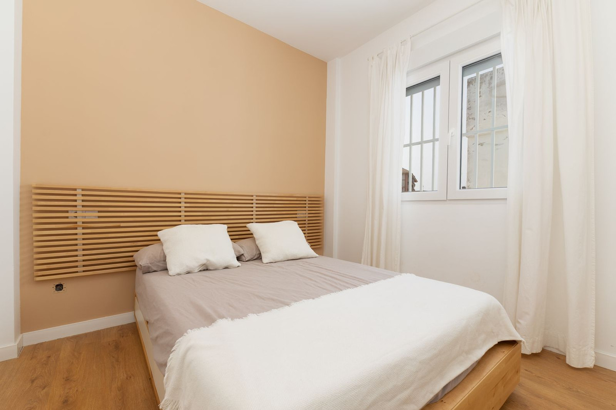 2 Bed Apartment for sale in Las Lagunas Costa Del Sol, Málaga, Spain