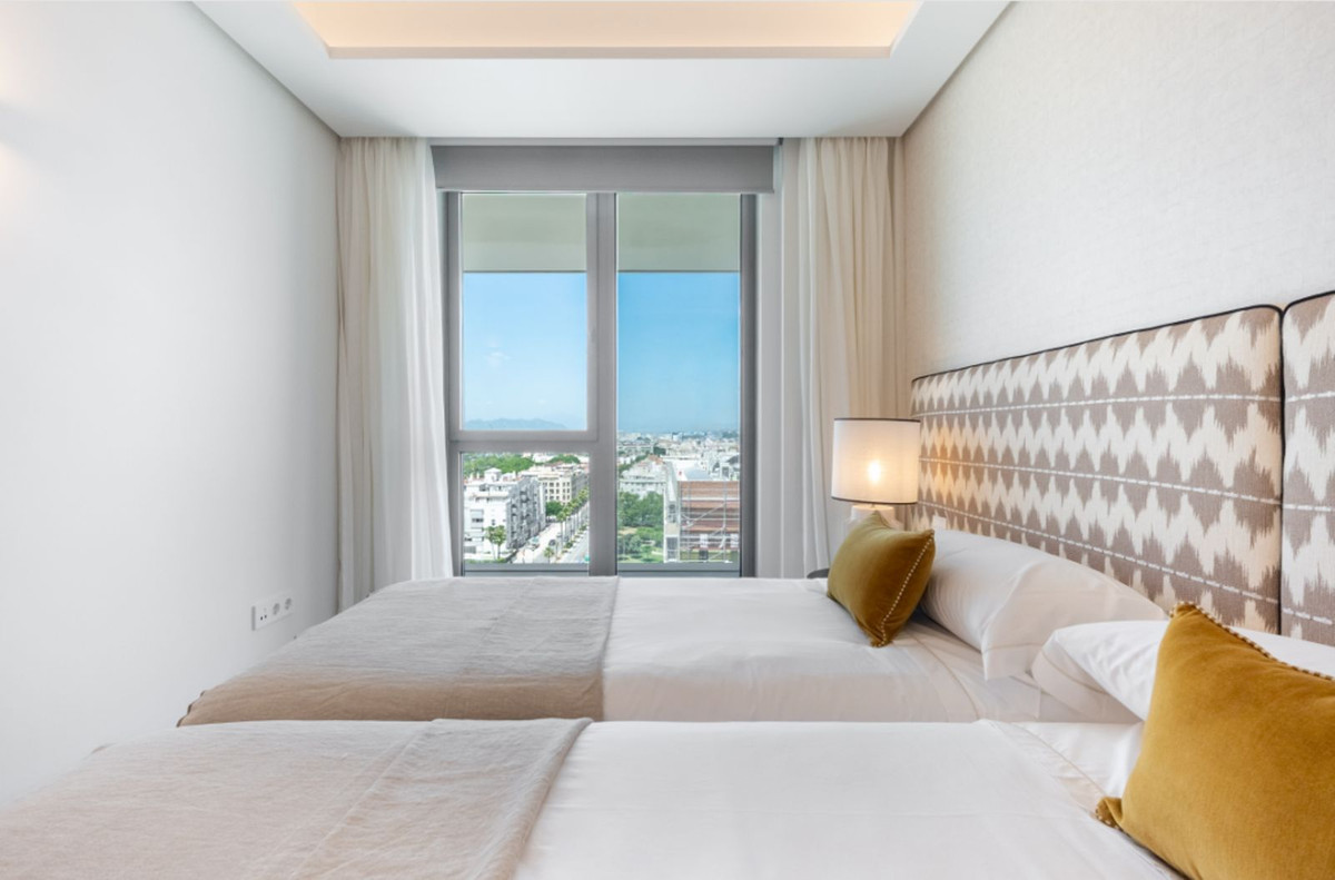 3 Bed Apartment for sale in Málaga Costa Del Sol, Málaga, Spain