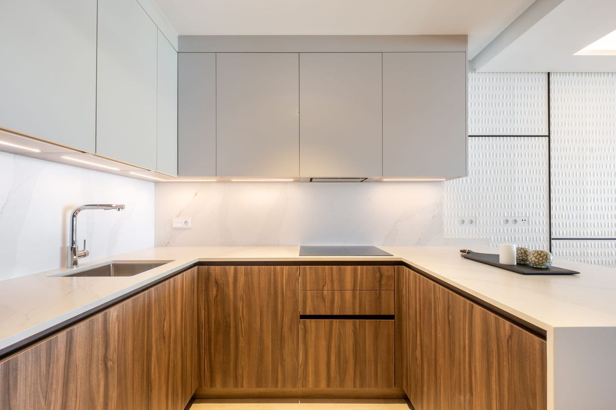 3 Bed Apartment for sale in Málaga Costa Del Sol, Málaga, Spain