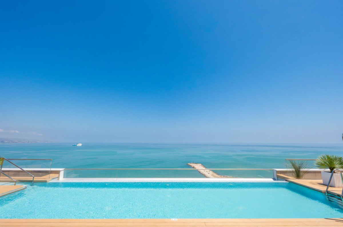 3 Bed Apartment for sale in Málaga Costa Del Sol, Málaga, Spain