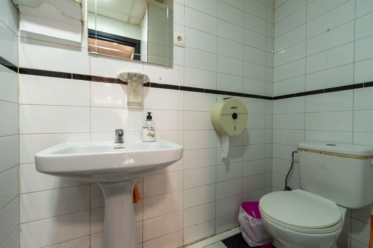 Commercial unit for sale in Torremolinos Centro Costa Del Sol, Málaga, Spain
