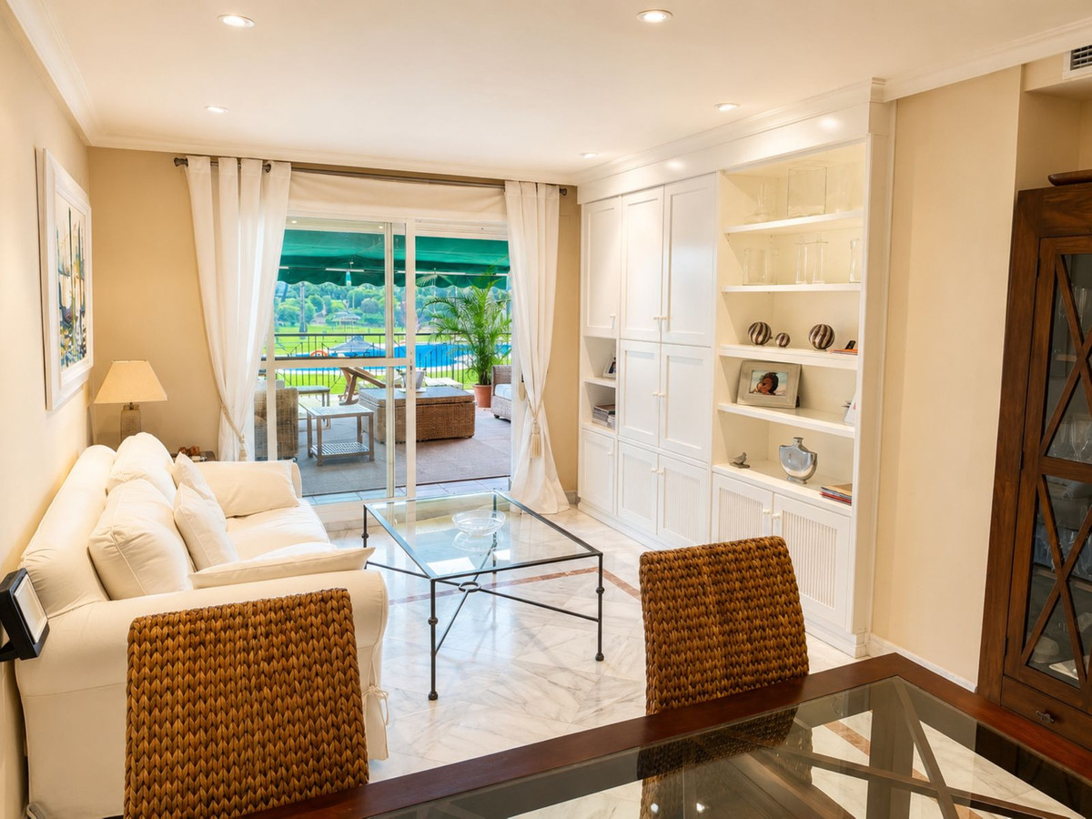 2 Bed Apartment for sale in Nueva Andalucía Costa Del Sol, Málaga, Spain