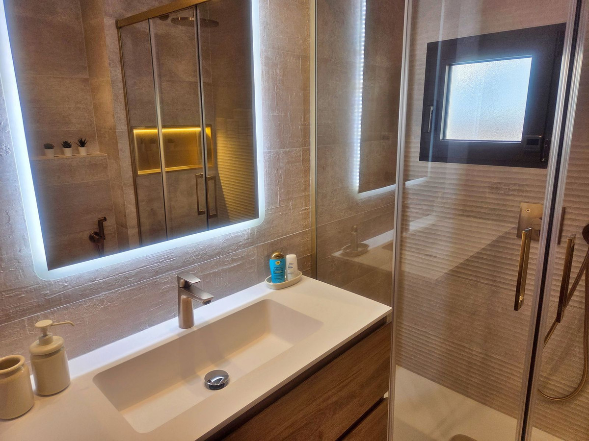 3 Bed Apartment for sale in Puerto Banús Costa Del Sol, Málaga, Spain