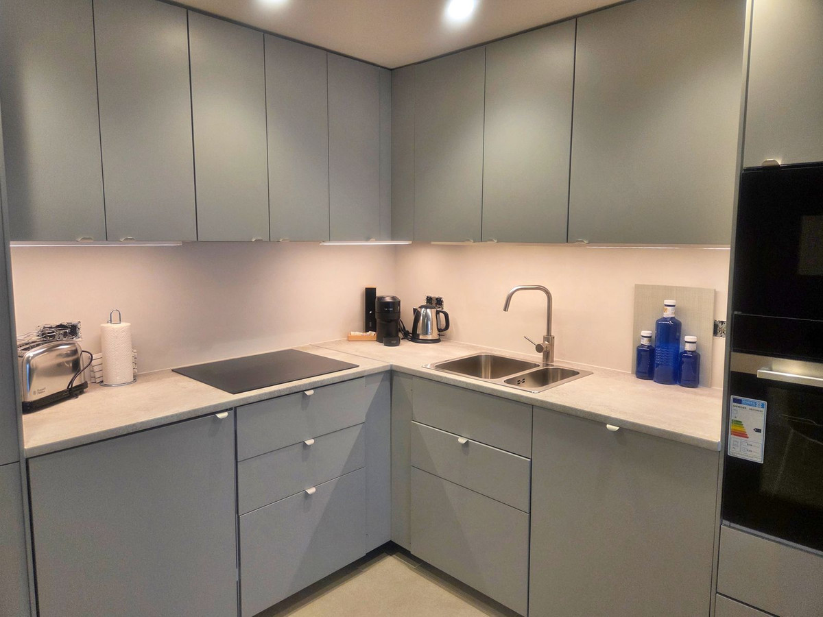 3 Bed Apartment for sale in Puerto Banús Costa Del Sol, Málaga, Spain