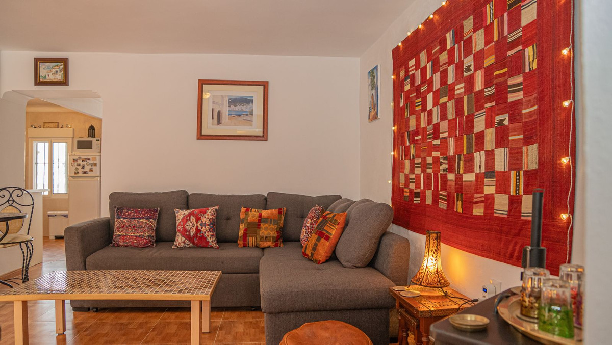 2 Bed Townhouse for sale in Alora Costa Del Sol, Málaga, Spain