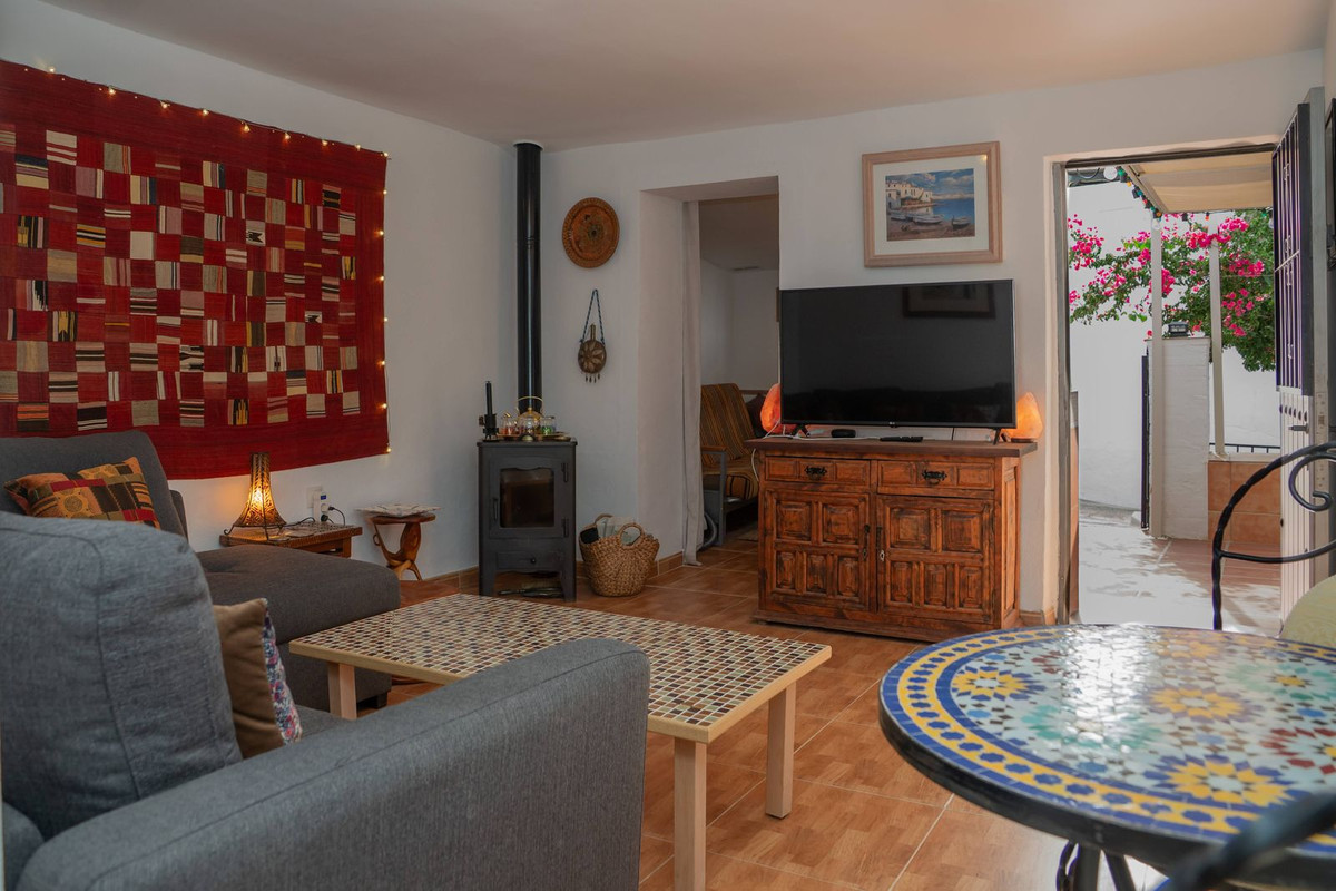 2 Bed Townhouse for sale in Alora Costa Del Sol, Málaga, Spain