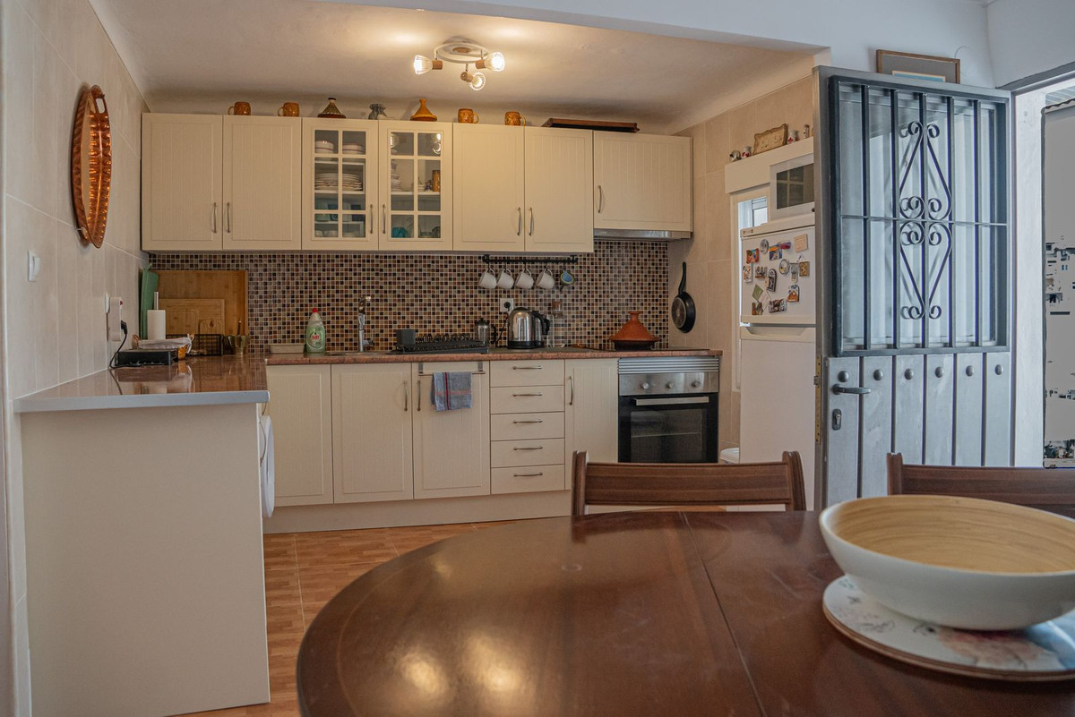 2 Bed Townhouse for sale in Alora Costa Del Sol, Málaga, Spain