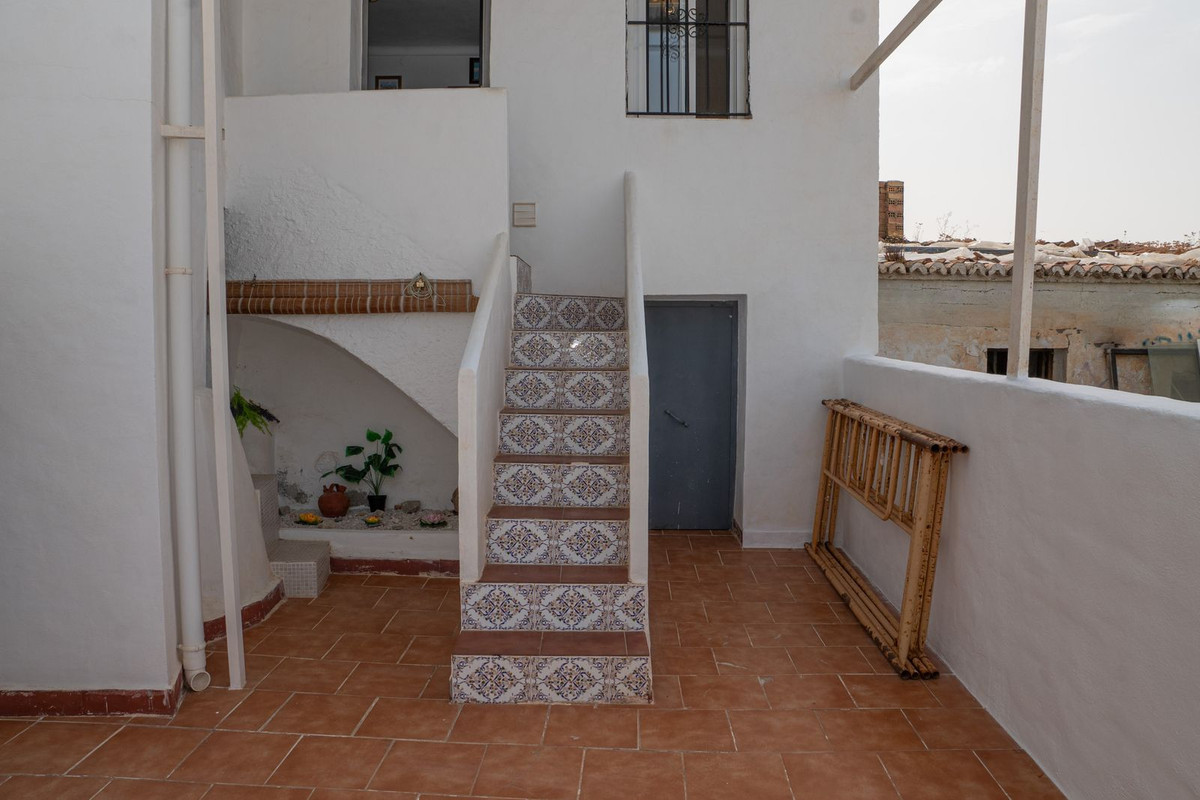 2 Bed Townhouse for sale in Alora Costa Del Sol, Málaga, Spain