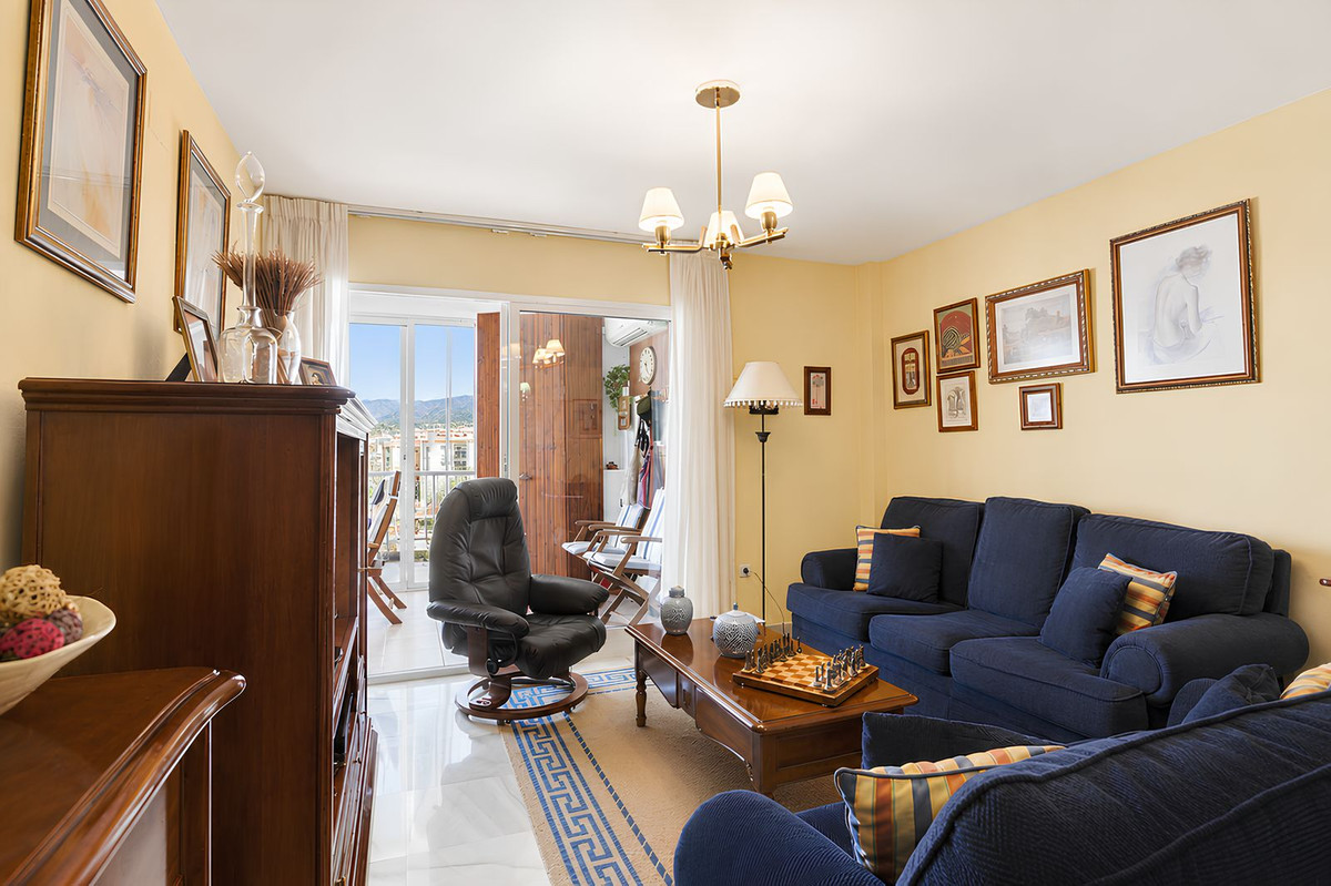4 Bed Apartment for sale in Los Boliches Costa Del Sol, Málaga, Spain