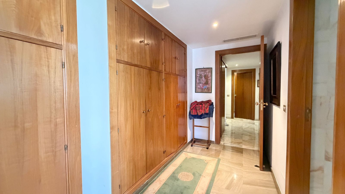 3 Bed Apartment for sale in Marbella Costa Del Sol, Málaga, Spain