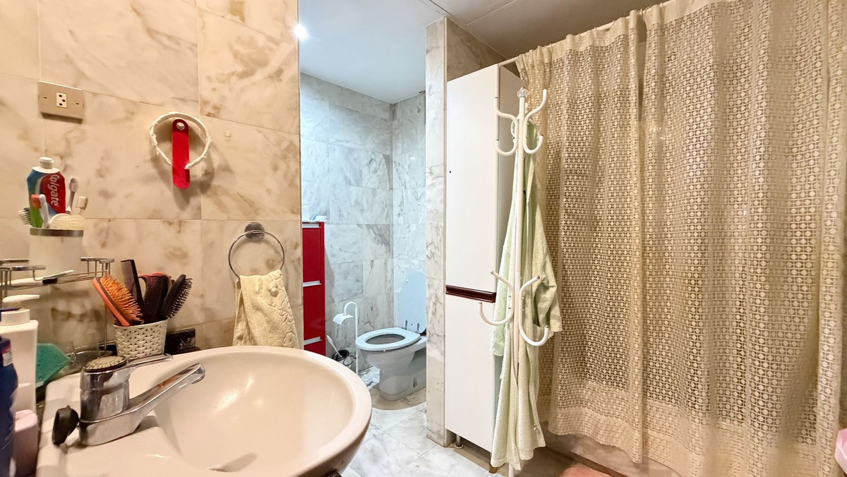 3 Bed Apartment for sale in Marbella Costa Del Sol, Málaga, Spain