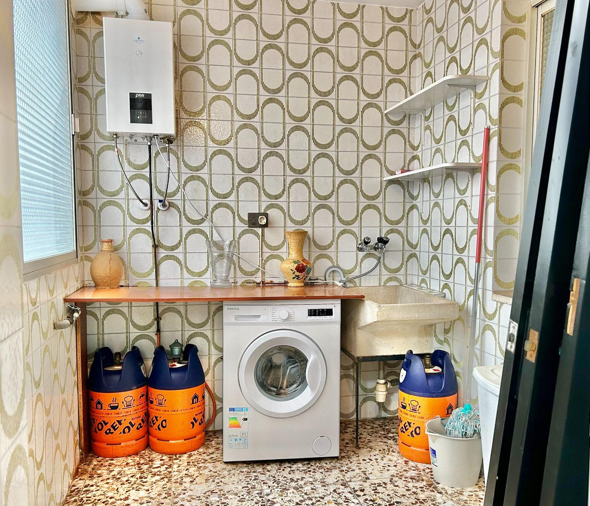 Se vende Apartamento Planta Media de 4 dormitorios en Costa Blanca, Alicante, España