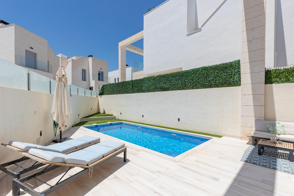 3 Bed Townhouse for sale in Lomas De Cabo Roig Costa Blanca, Alicante, Spain