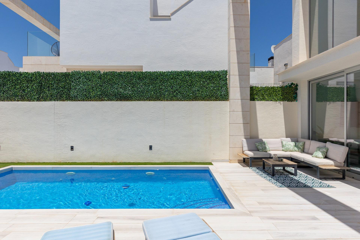 3 Bed Townhouse for sale in Lomas De Cabo Roig Costa Blanca, Alicante, Spain