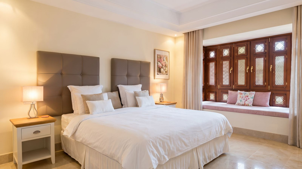 2 Bed Apartment for sale in Nueva Andalucía Costa Del Sol, Málaga, Spain