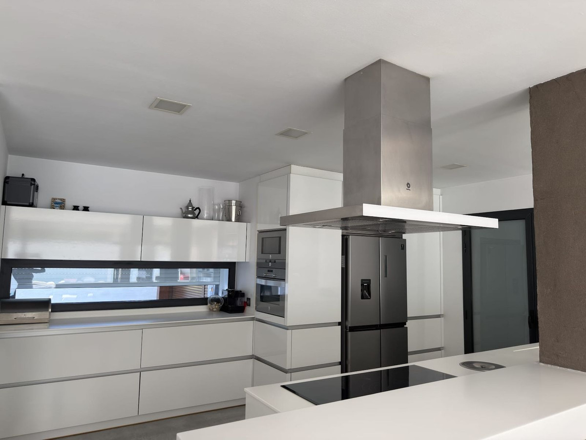 3 Bed Townhouse for sale in Marbella Costa Del Sol, Málaga, Spain