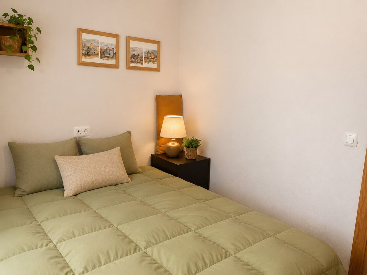 2 Bed Apartment for sale in Las Lagunas Costa Del Sol, Málaga, Spain