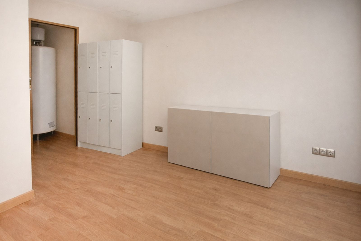 2 Bed Commercial unit for sale in Torremolinos Costa Del Sol, Málaga, Spain