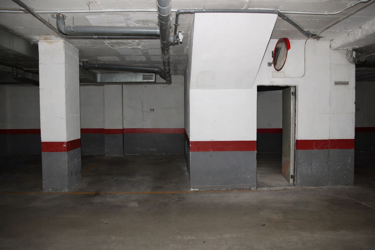 2 Bed Commercial unit for sale in Torremolinos Costa Del Sol, Málaga, Spain