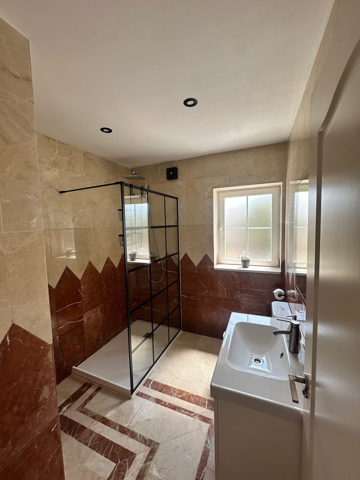 5 Bed Townhouse for sale in Estepona Costa Del Sol, Málaga, Spain