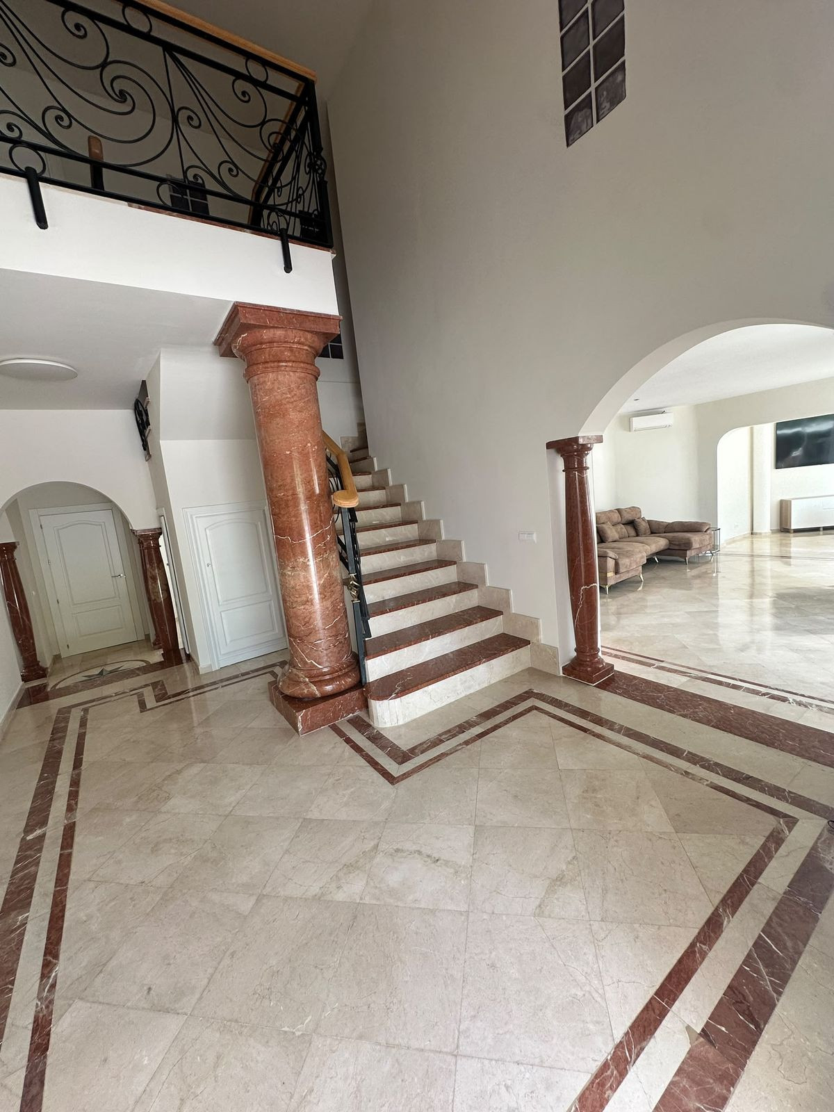 5 Bed Townhouse for sale in Estepona Costa Del Sol, Málaga, Spain