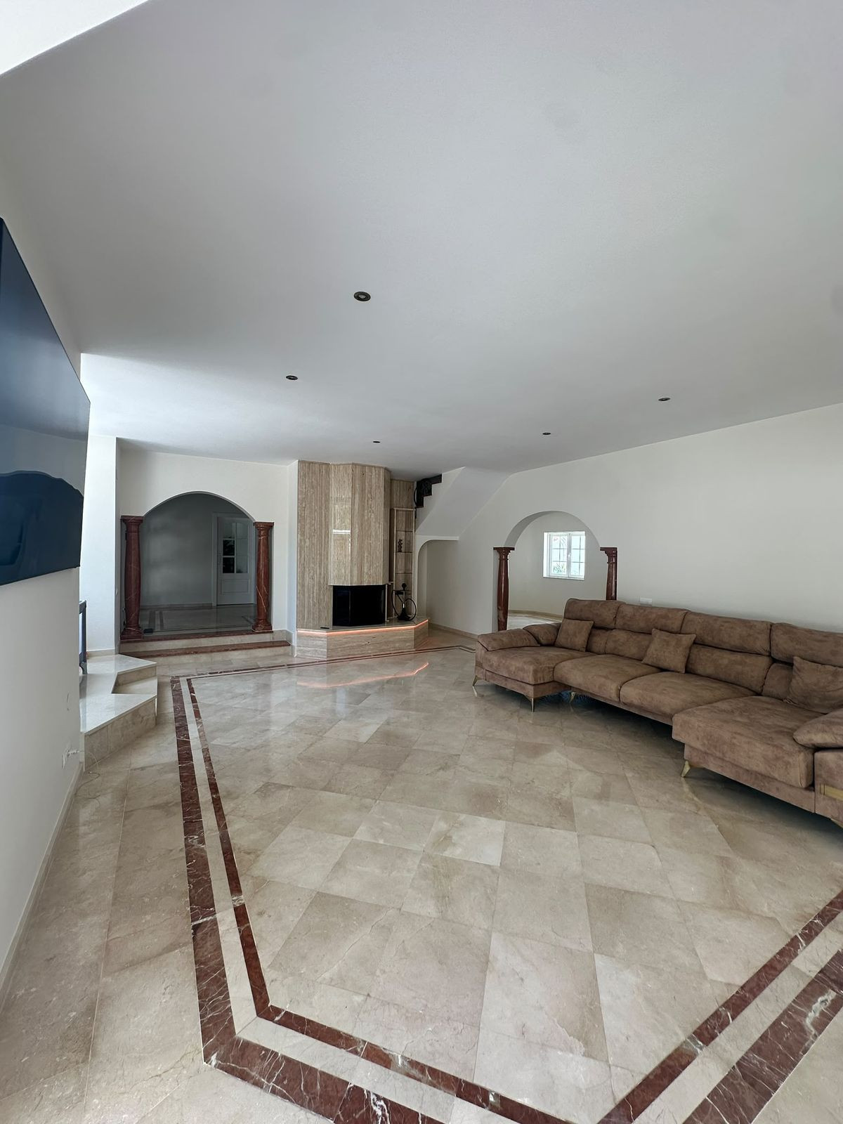 5 Bed Townhouse for sale in Estepona Costa Del Sol, Málaga, Spain