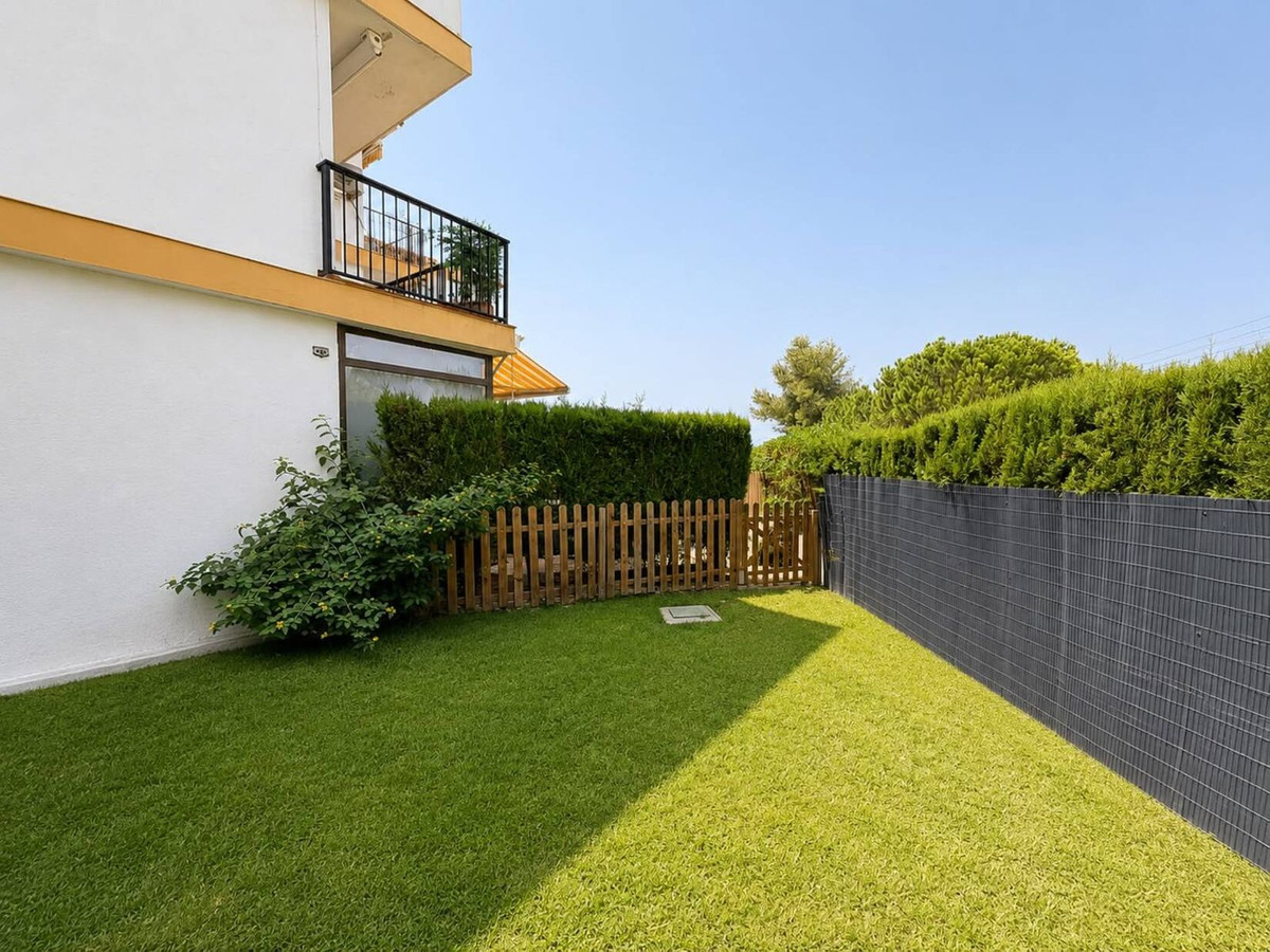 3 Bed Apartment for sale in El Chaparral Costa Del Sol, Málaga, Spain