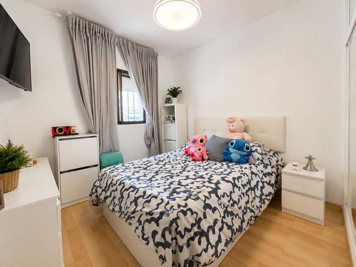 3 Bed Apartment for sale in El Chaparral Costa Del Sol, Málaga, Spain