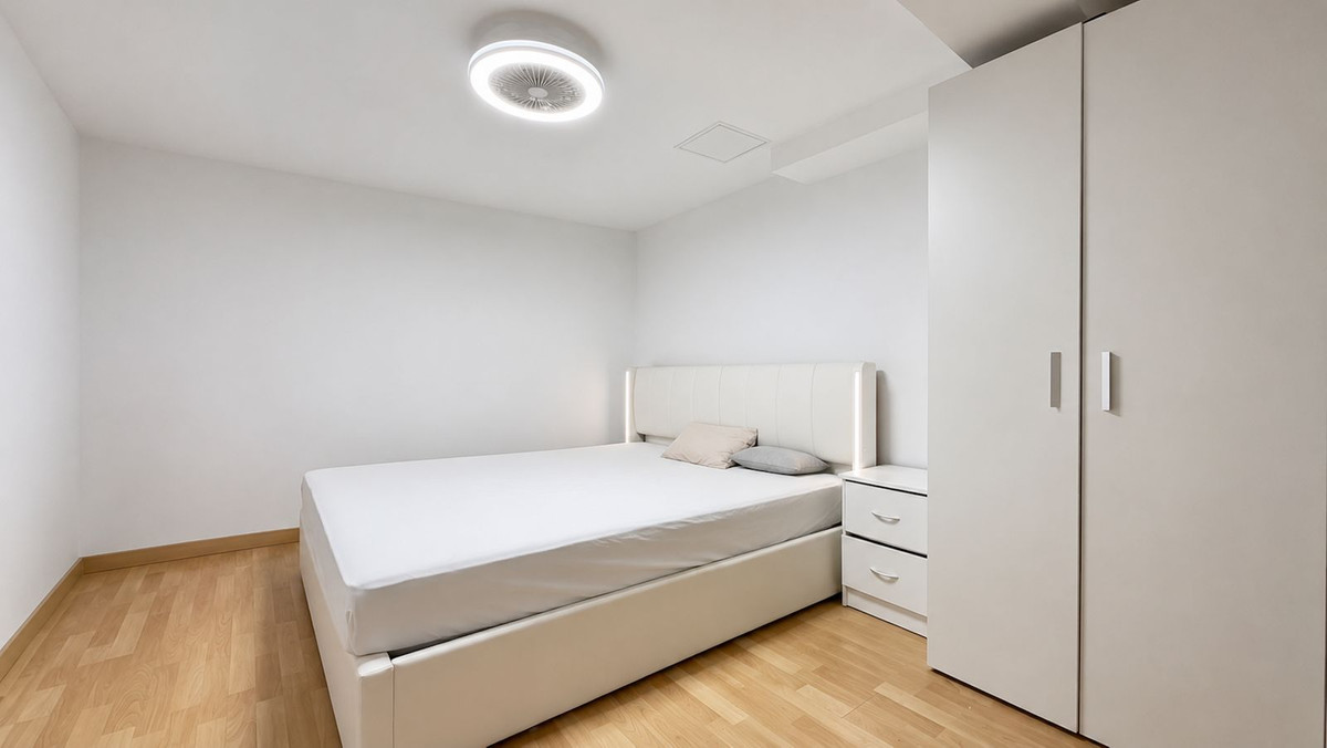 9 Bed Townhouse for sale in Nueva Andalucía Costa Del Sol, Málaga, Spain