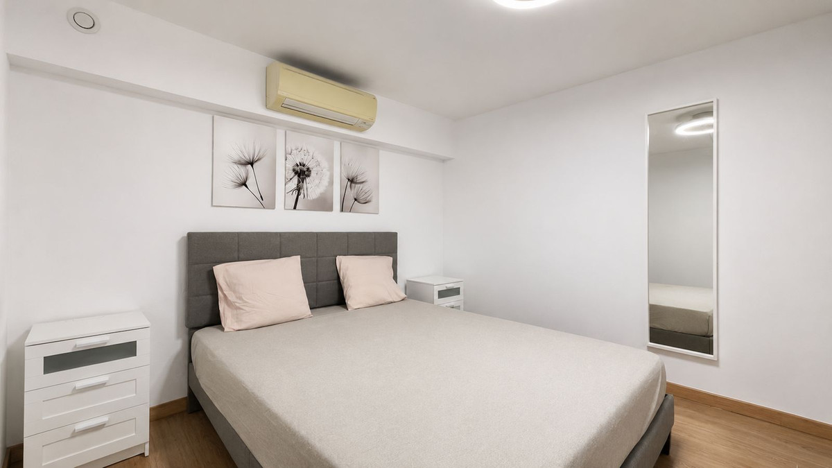 9 Bed Townhouse for sale in Nueva Andalucía Costa Del Sol, Málaga, Spain
