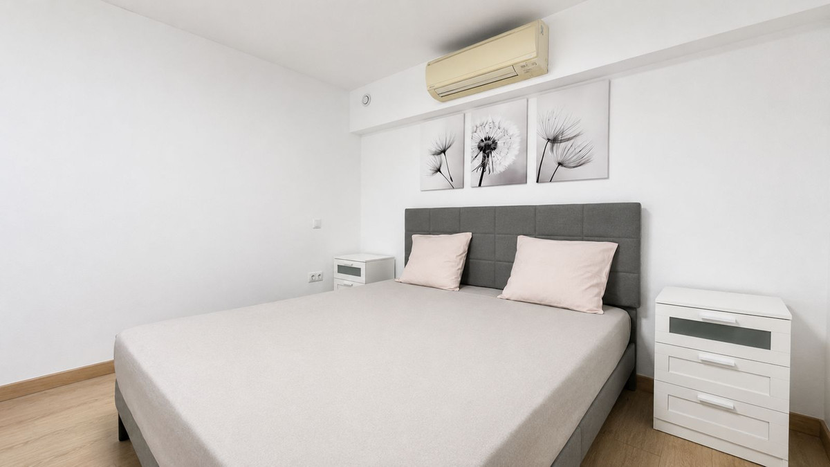 9 Bed Townhouse for sale in Nueva Andalucía Costa Del Sol, Málaga, Spain
