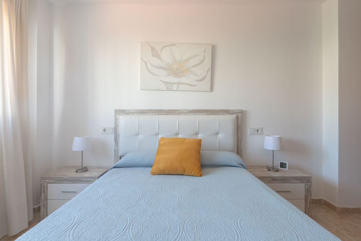 3 Bed Apartment for sale in Los Boliches Costa Del Sol, Málaga, Spain