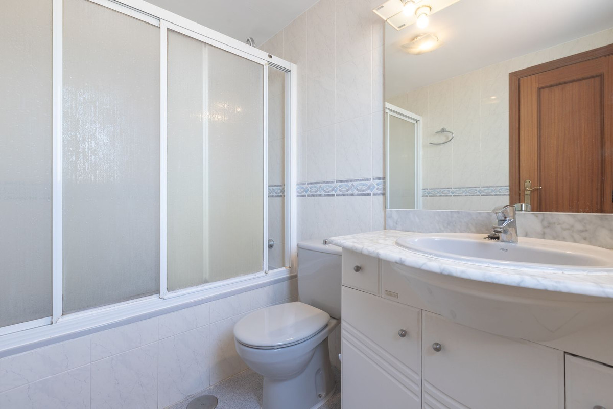 3 Bed Apartment for sale in Los Boliches Costa Del Sol, Málaga, Spain