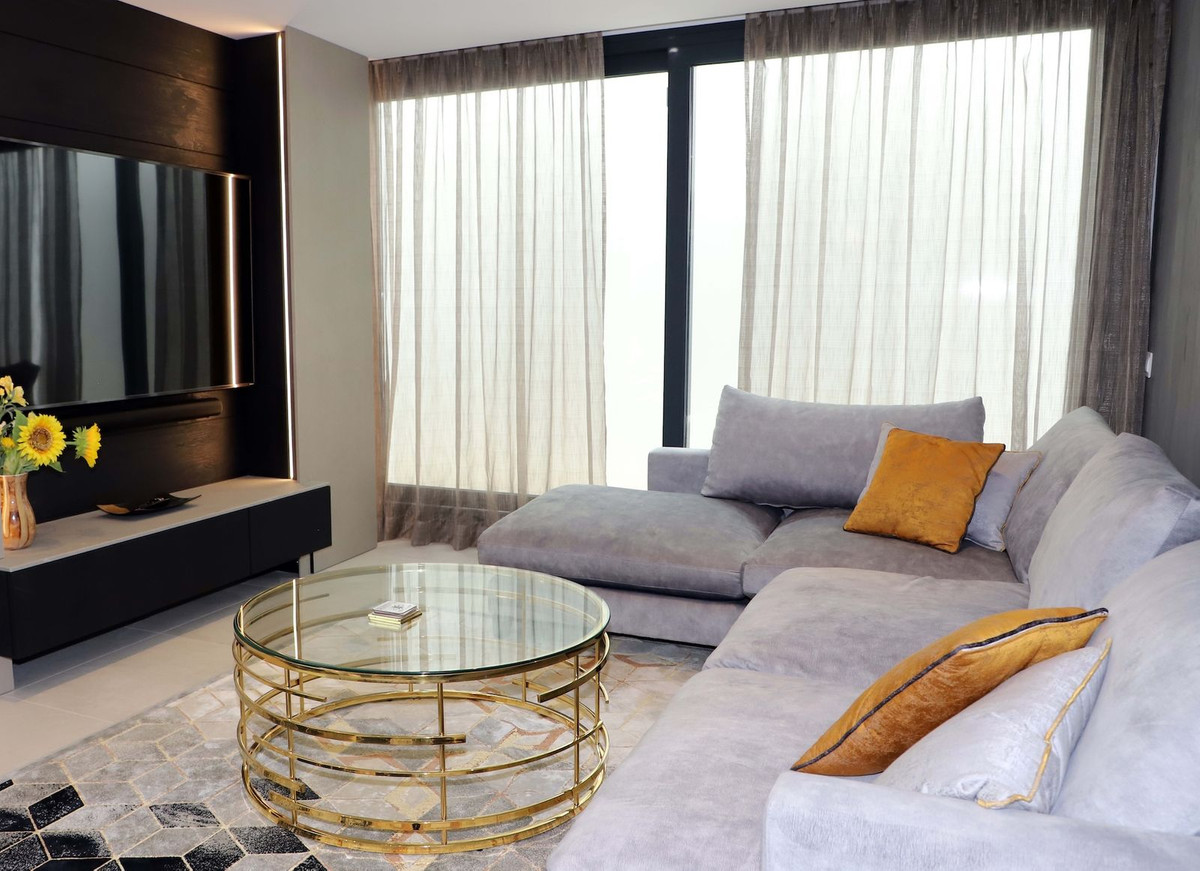 5 Bed Townhouse for sale in New Golden Mile Costa Del Sol, Málaga, Spain
