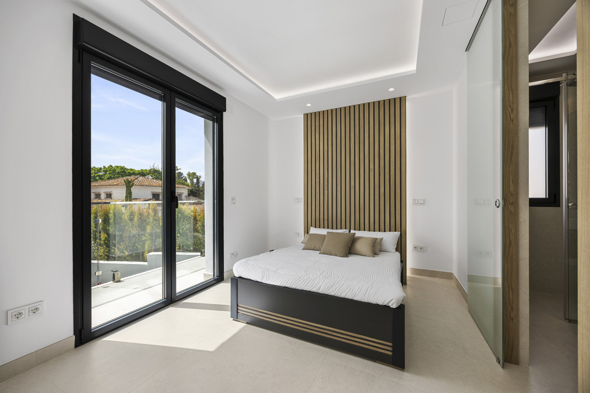 4 Bed Townhouse for sale in Guadalmina Alta Costa Del Sol, Málaga, Spain
