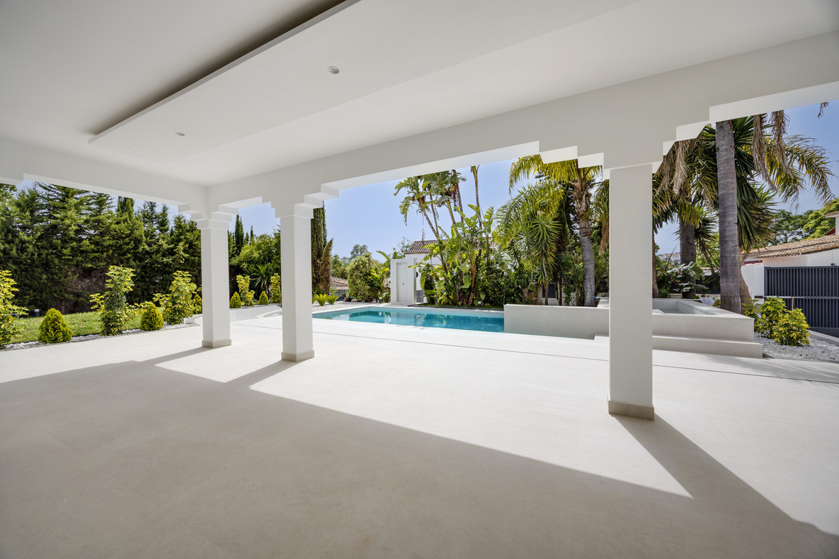 4 Bed Townhouse for sale in Guadalmina Alta Costa Del Sol, Málaga, Spain