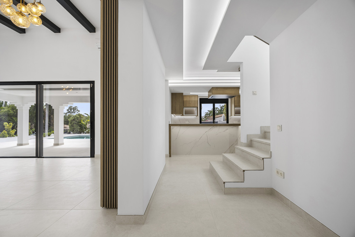 4 Bed Townhouse for sale in Guadalmina Alta Costa Del Sol, Málaga, Spain