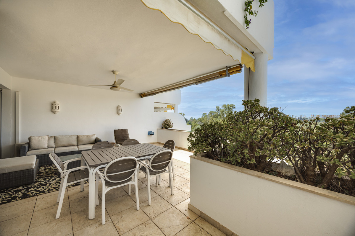 2 Bed Apartment for sale in Guadalmina Alta Costa Del Sol, Málaga, Spain