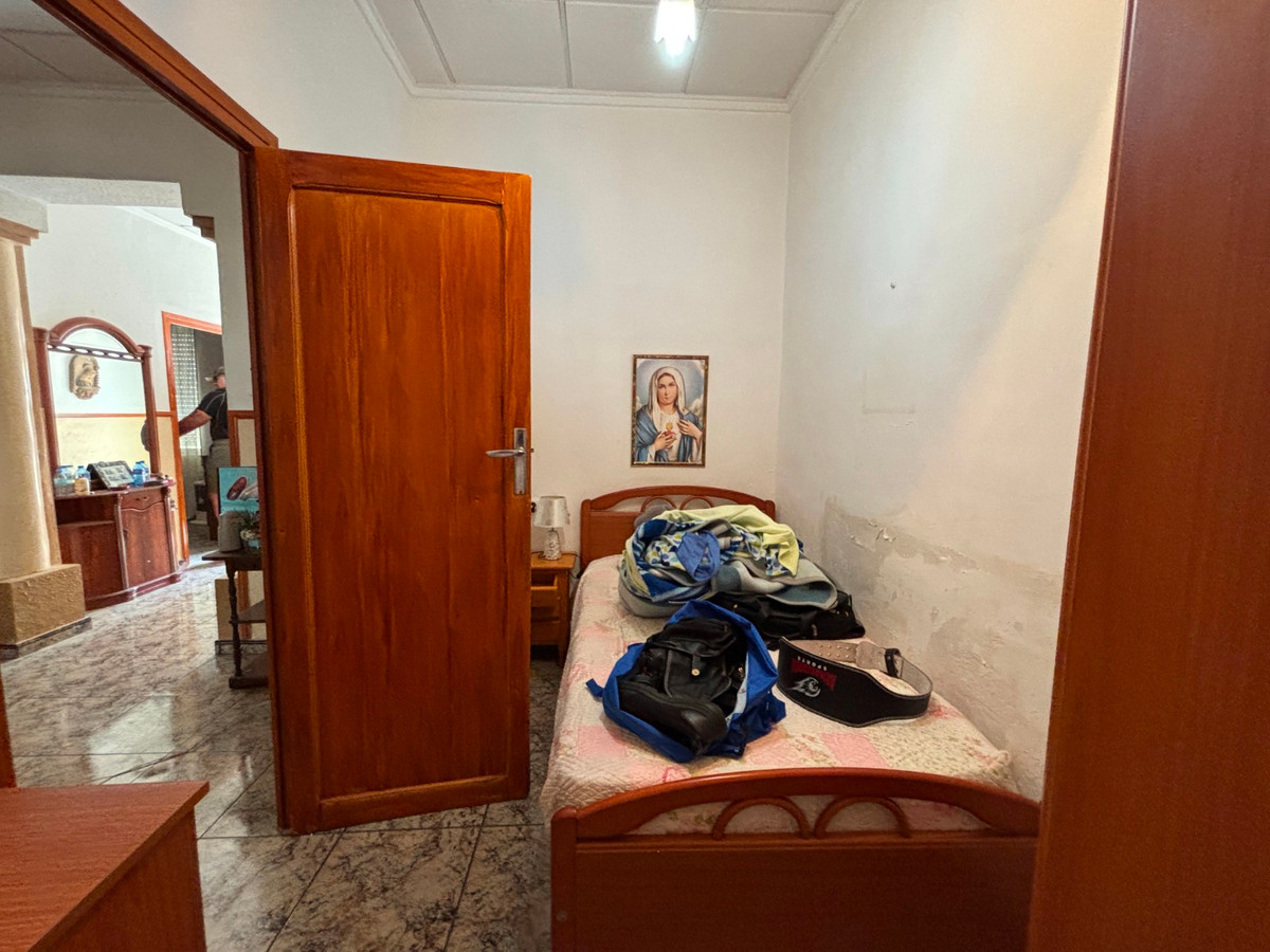 4 Bed Townhouse for sale in Guardamar Del Segura Costa Blanca, Alicante, Spain