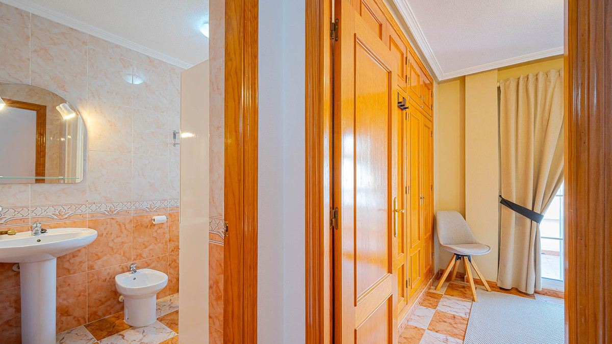 3 Bed Townhouse for sale in Lomas De Cabo Roig Costa Blanca, Alicante, Spain