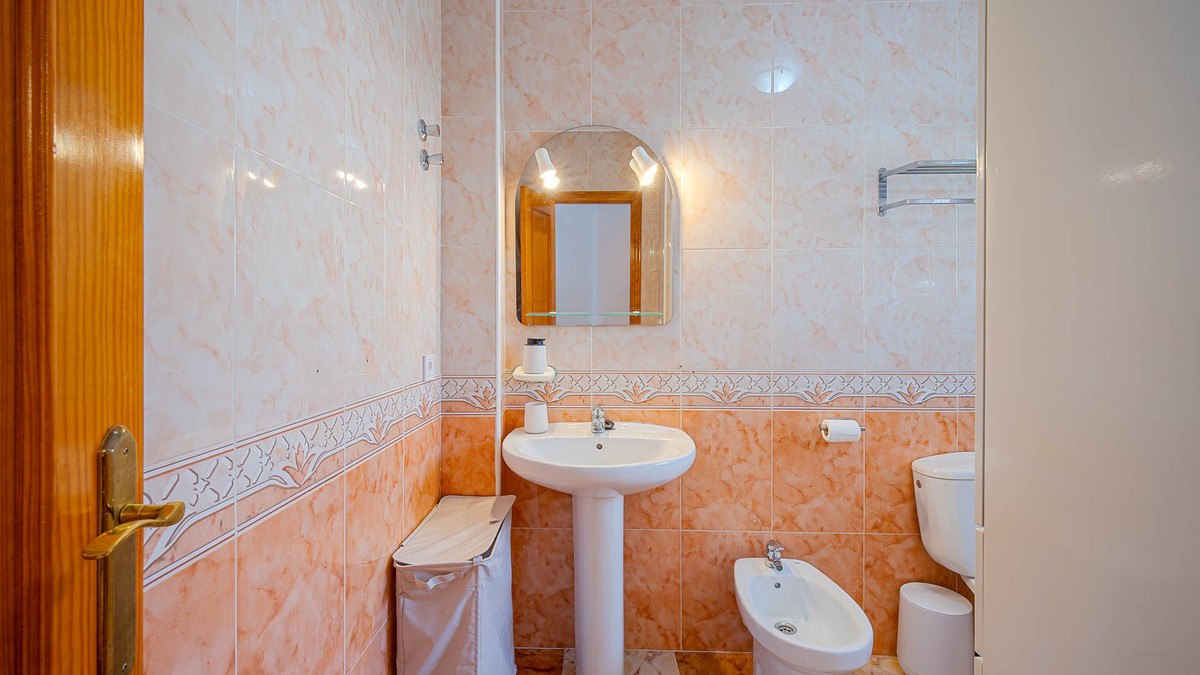 3 Bed Townhouse for sale in Lomas De Cabo Roig Costa Blanca, Alicante, Spain