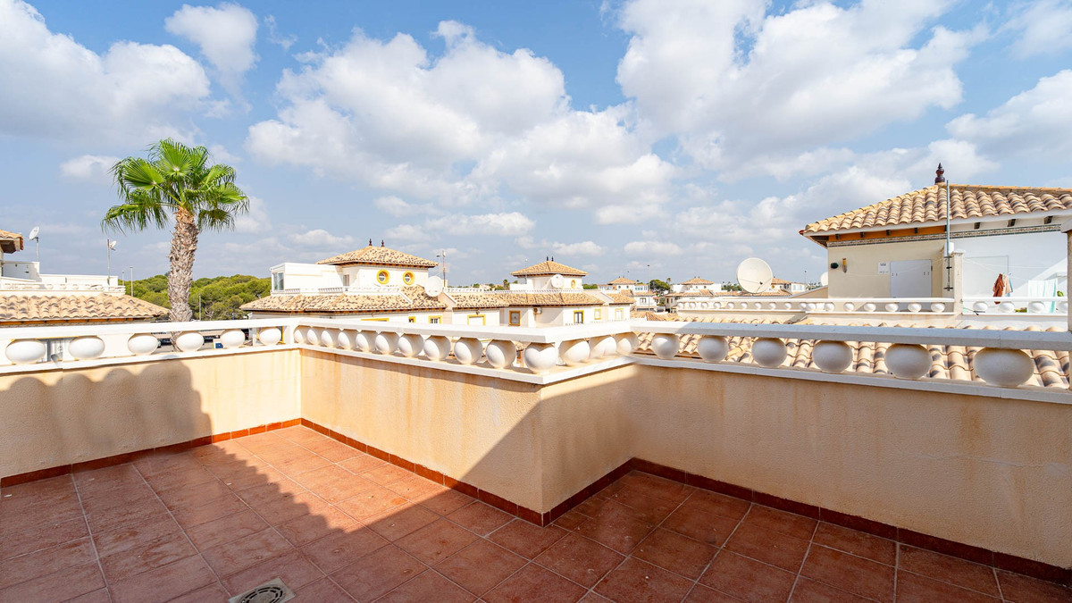 3 Bed Townhouse for sale in Lomas De Cabo Roig Costa Blanca, Alicante, Spain
