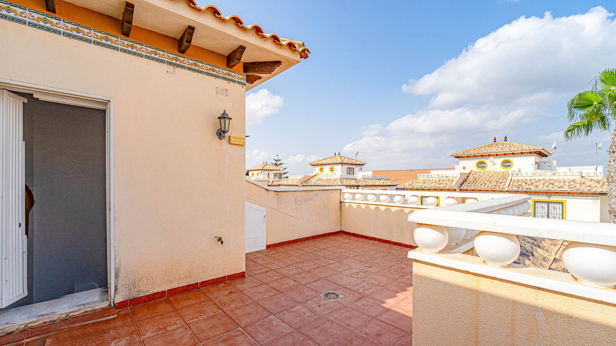 3 Bed Townhouse for sale in Lomas De Cabo Roig Costa Blanca, Alicante, Spain