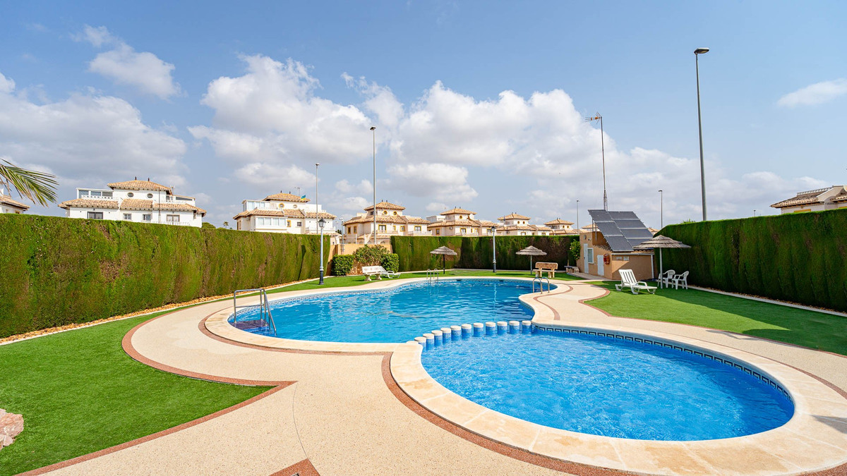 3 Bed Townhouse for sale in Lomas De Cabo Roig Costa Blanca, Alicante, Spain