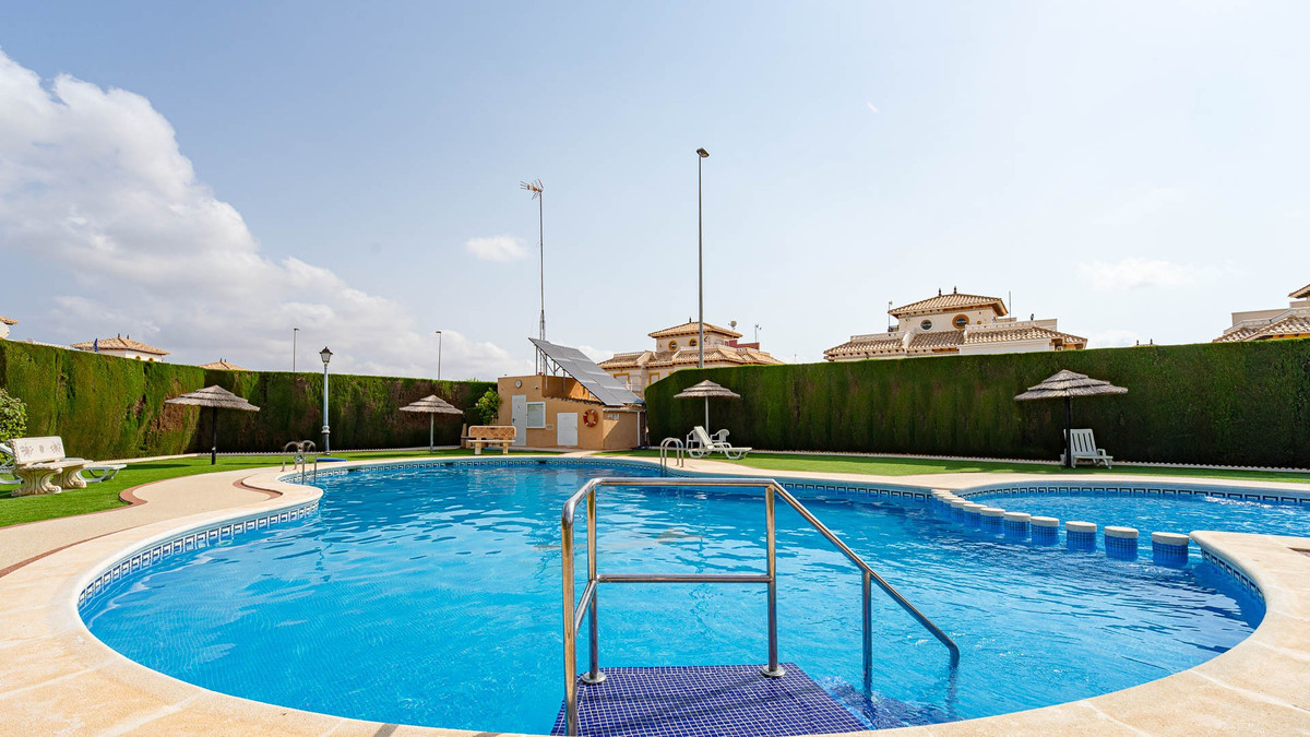 3 Bed Townhouse for sale in Lomas De Cabo Roig Costa Blanca, Alicante, Spain