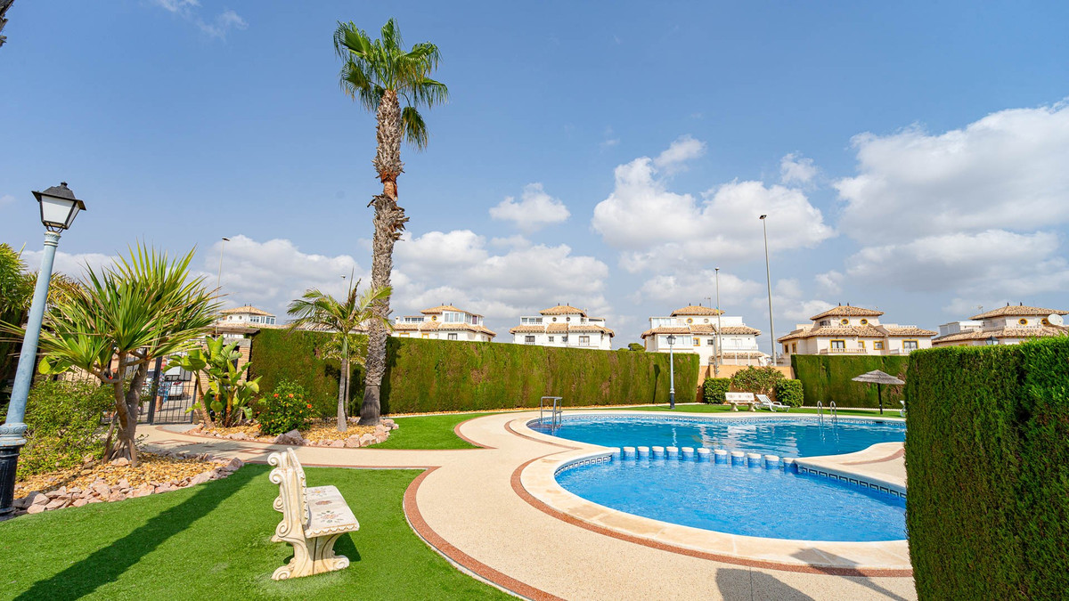 3 Bed Townhouse for sale in Lomas De Cabo Roig Costa Blanca, Alicante, Spain