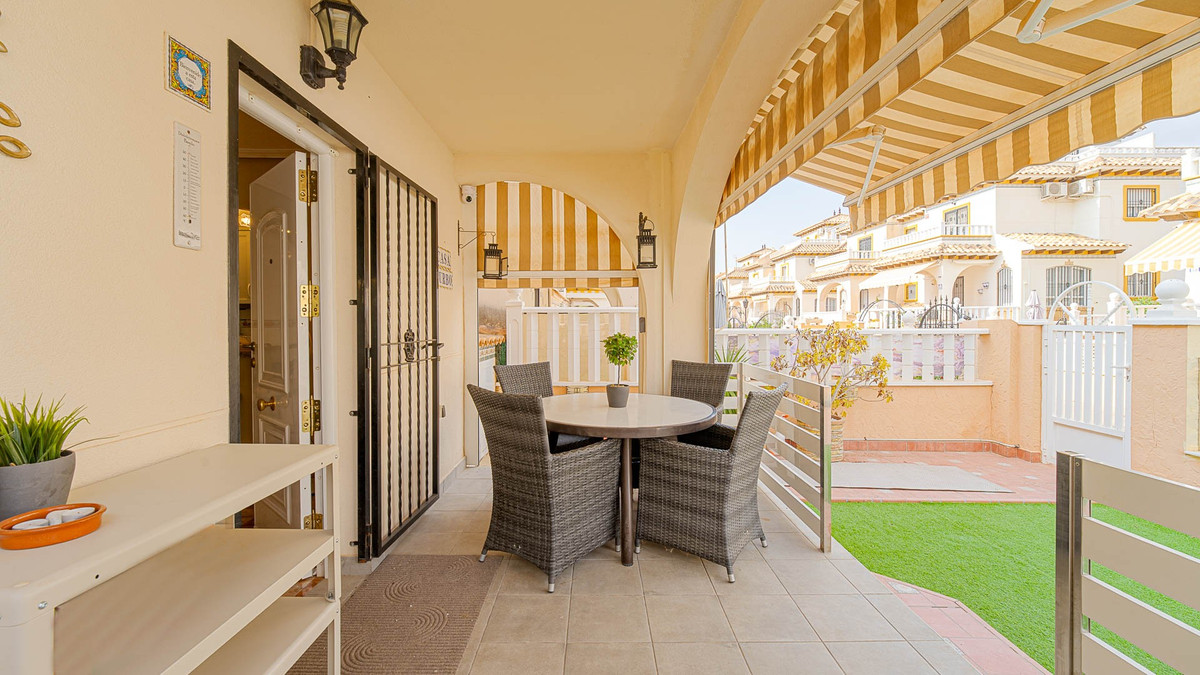 3 Bed Townhouse for sale in Lomas De Cabo Roig Costa Blanca, Alicante, Spain
