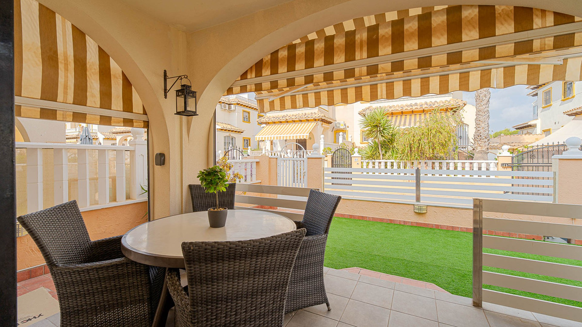 3 Bed Townhouse for sale in Lomas De Cabo Roig Costa Blanca, Alicante, Spain