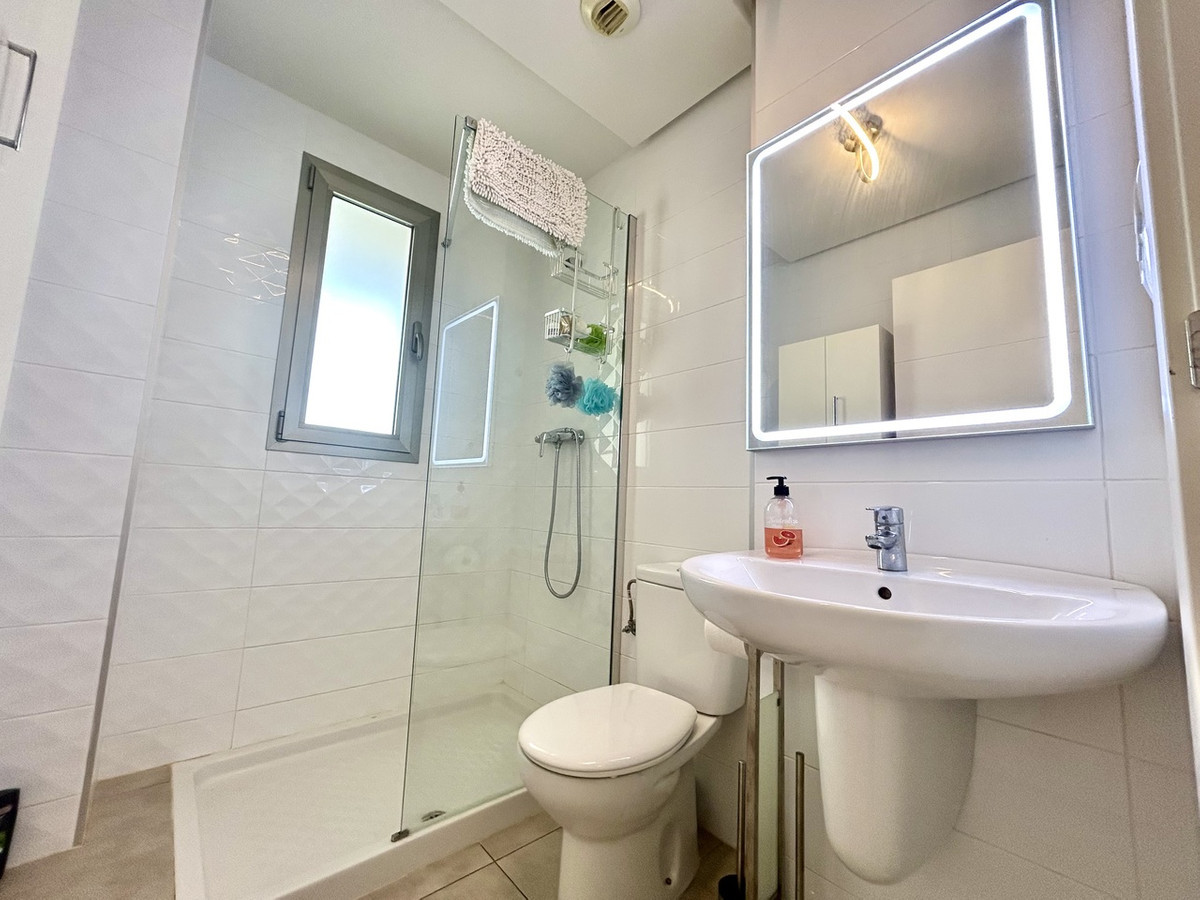 Se vende Ático de 2 dormitorios en Costa Blanca, Alicante, España